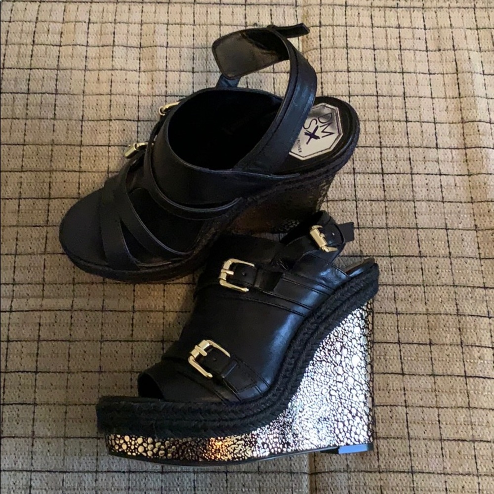 Donald J Pliner Wedge Shoes
